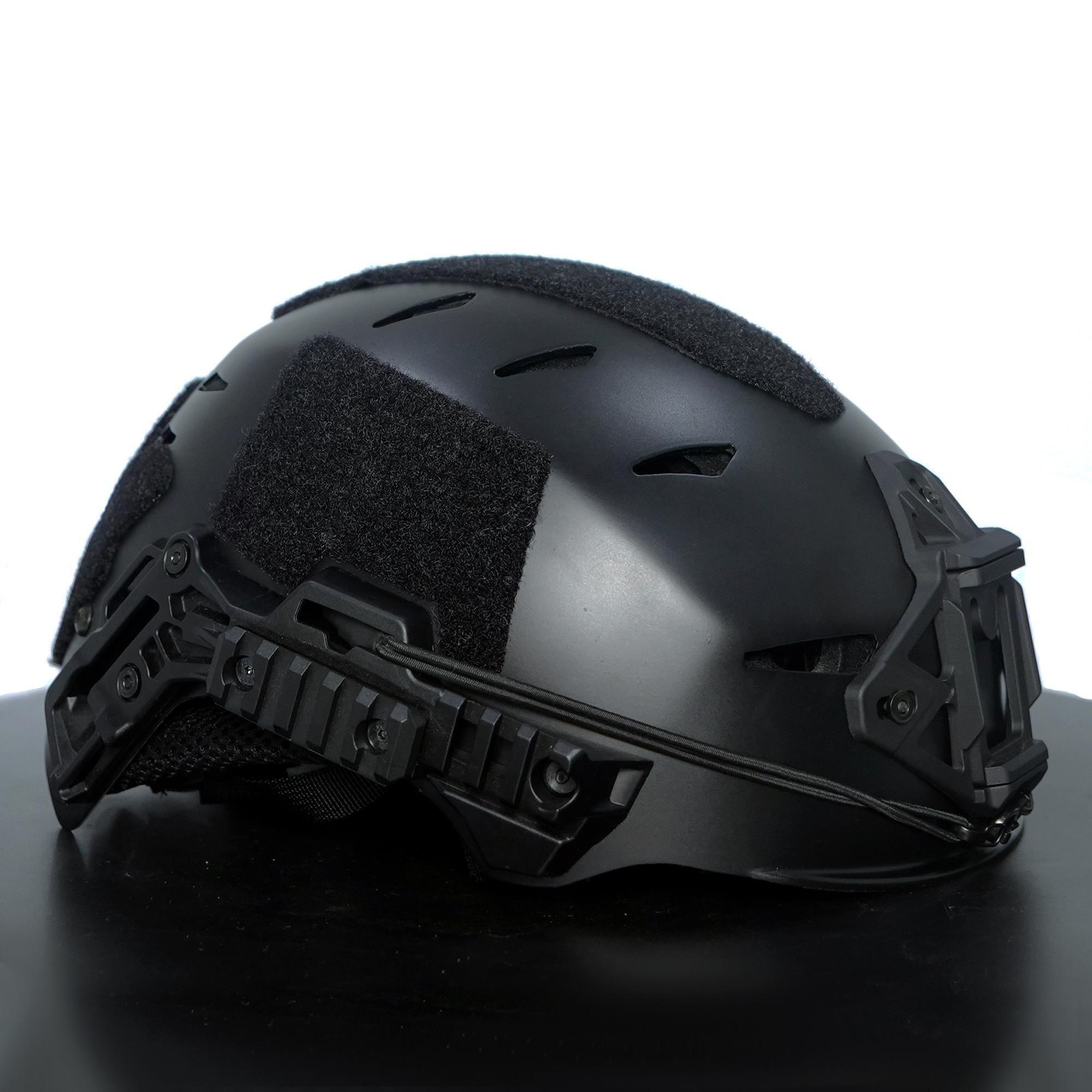 カーボン製「WENDY EXFIL CARBON HELMET」BK カーボン カーボン製「WENDY EXFIL CARBON HELMET」BK カーボン