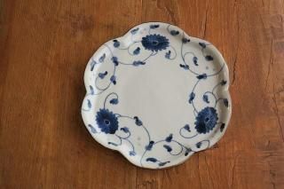 ◆昭和の人気陶芸家【青葉太陽】作 椿文水指 四方桟共箱 漆蓋 茶道具 本物保証◆ ◇昭和の人気陶芸家【青葉太陽】作 椿文水指 四方桟共