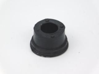 ֥å塧ȥ˥() / Bush, trunnion, upper outer, rubber ֡88G274