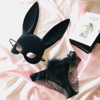 MAISON CLOSE/Bunny mask with tail