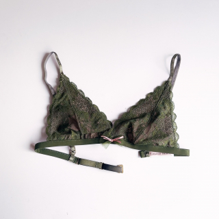 Chasney Beauty/Triangle Bra...FIONA(3172)