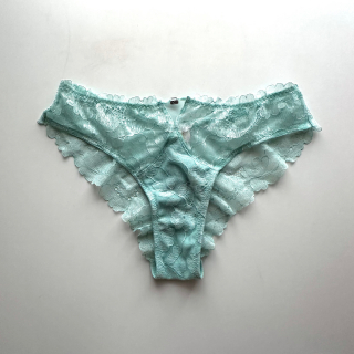 LEILIEVE/Capri Shorts