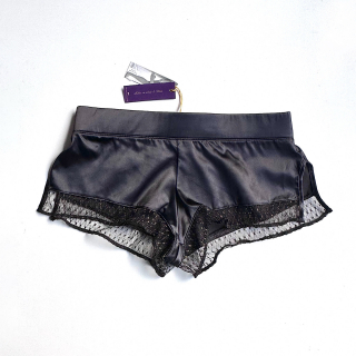 <img class='new_mark_img1' src='https://img.shop-pro.jp/img/new/icons20.gif' style='border:none;display:inline;margin:0px;padding:0px;width:auto;' />MAISON CLOSE/Satin Shorts...''Sage Décision''