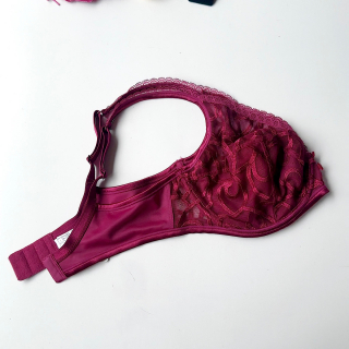 <img class='new_mark_img1' src='https://img.shop-pro.jp/img/new/icons20.gif' style='border:none;display:inline;margin:0px;padding:0px;width:auto;' />lejaby/Full Cup Underwire Braġ105D