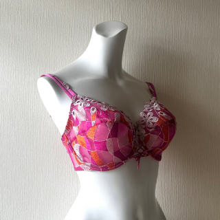 <img class='new_mark_img1' src='https://img.shop-pro.jp/img/new/icons20.gif' style='border:none;display:inline;margin:0px;padding:0px;width:auto;' />lejaby/Full Cup Underwire Braġ85E