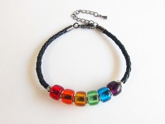 プレスト・グラスビーズブレスレット（ブラック） - LGBTsとAllyのため