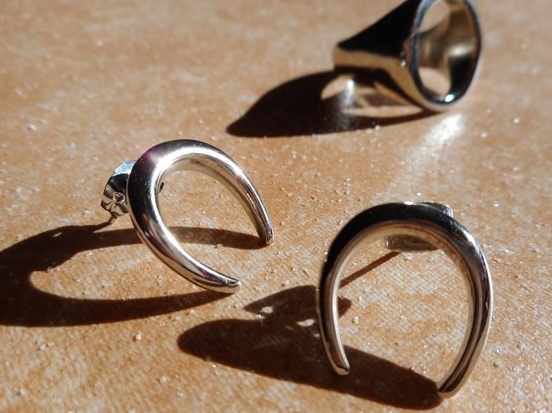 ホースシューピアス - 夢beans