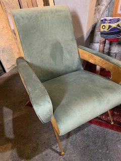 <img class='new_mark_img1' src='https://img.shop-pro.jp/img/new/icons43.gif' style='border:none;display:inline;margin:0px;padding:0px;width:auto;' />Arm Chair Luna High Green