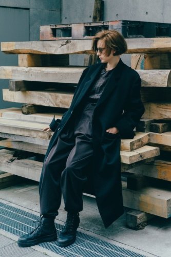 <p>ESSAY [21AW]</p>CHESTER COAT