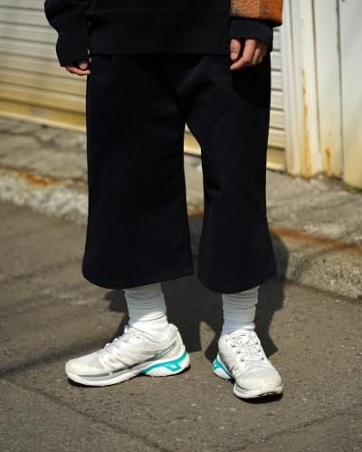 <p>SHINYAKOZUKA [22SS]</p>CROPPED WORK TROUSERS