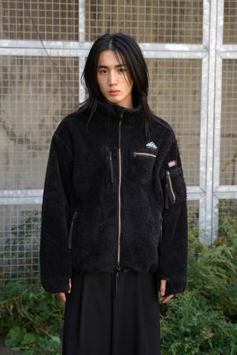 <img class='new_mark_img1' src='https://img.shop-pro.jp/img/new/icons14.gif' style='border:none;display:inline;margin:0px;padding:0px;width:auto;' /><p>Leh [25AW]</p>