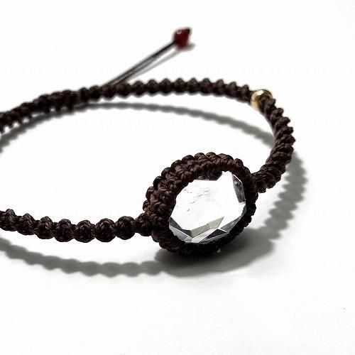 八幡山鉱山産水晶 マクラメ編みブレスレット 】 クォーツ quartz