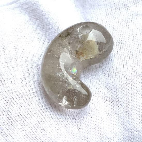 黒平産水晶 AAA 勾玉(大) 】 山梨県 黒平鉱山 黒平水晶 国産水晶 黒平産水晶 AAA 勾玉(大) 】 山梨県 黒平鉱山 黒平水晶 国産水晶