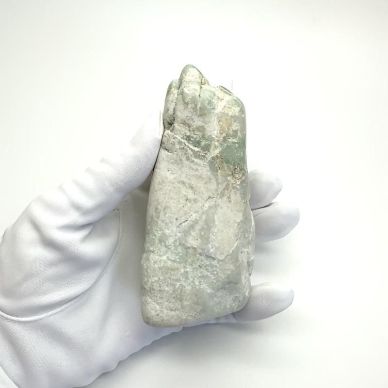 光の透過特上クラス 糸魚川産ひすい原石 約41.2g 美術品