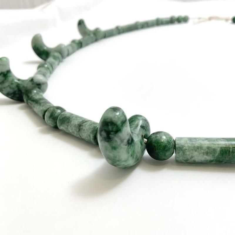 古墳時代　翡翠勾玉　瑪瑙管玉、砡天、 瑠璃硝子とんぼ玉他 首飾りネックレス装身具 神式ネックレス (糸魚川翡翠) 】 御祈玉 赤めのう 古代装身具 まがたま