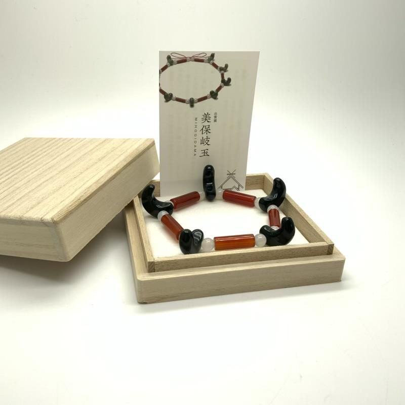 美保岐玉ブレスレット (碧玉/出雲石 勾玉) 】 一点物 限定品 御祈玉 赤