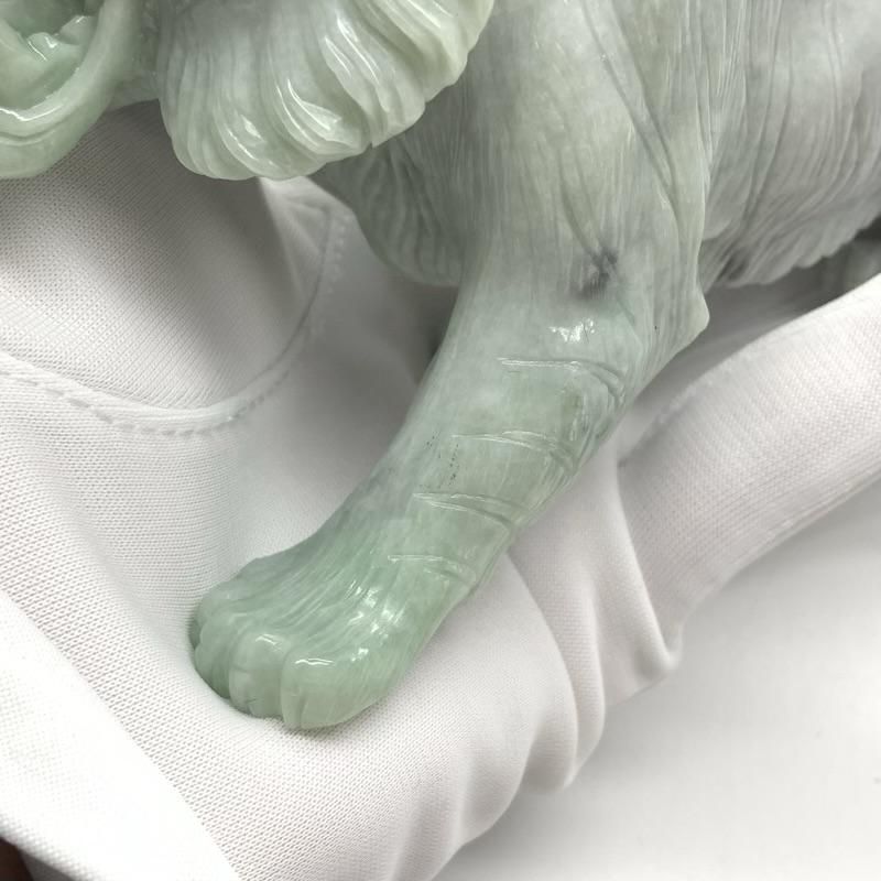 ミャンマー翡翠 虎 】 クォーツ quartz 天然石 万能石 浄化 開運 ミャンマー翡翠 虎 】 クォーツ quartz 天然石 万能石 浄化 開運