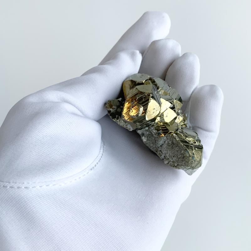パイライト 原石 】 黄鉄鉱 pyrite 危険回避 魔除け 厄除け 開運 パイライト 原石 】 黄鉄鉱 pyrite 危険回避 魔除け 厄除け 開運