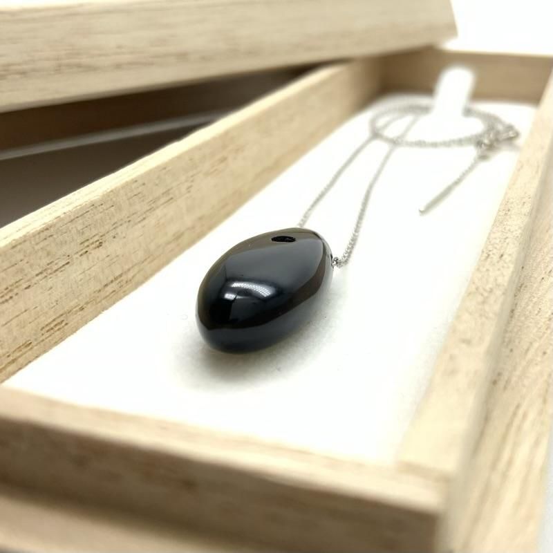 隠岐の島産黒曜石 大珠ペンダント SV925チェーン 】 隠岐黒曜石