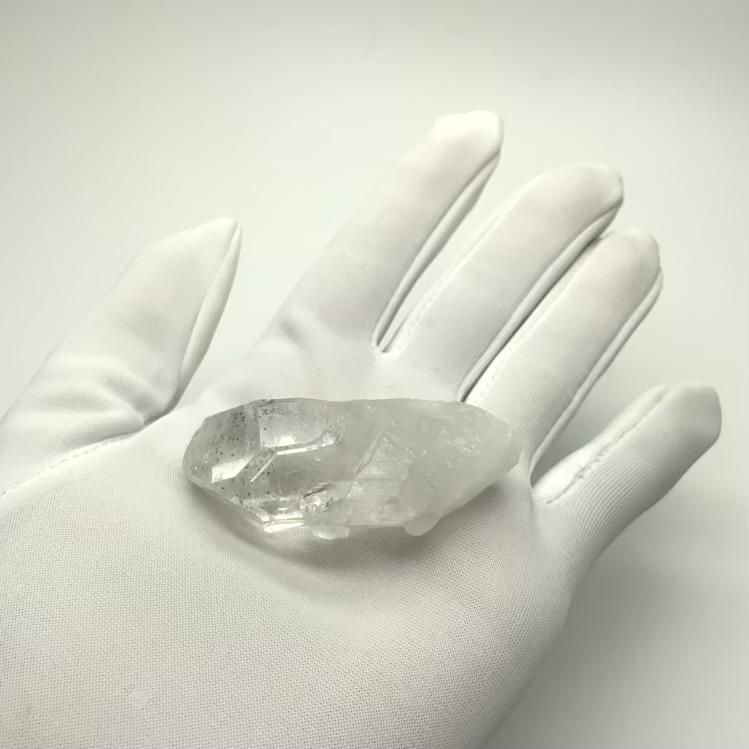 水晶原石・カテドラル・クリア水晶ポイント　58ｇ 水晶ポイント原石透明度が高いヒマラヤ水晶クラスター 水晶原石