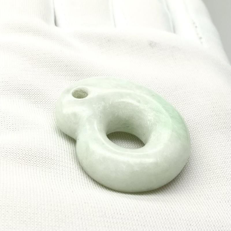 糸魚川翡翠 勾玉 獣型(猿玉) 】 さるだま 国産 天然石 糸魚川産 糸魚川翡翠 勾玉 獣型(猿玉) 】 さるだま 国産 天然石 糸魚川産