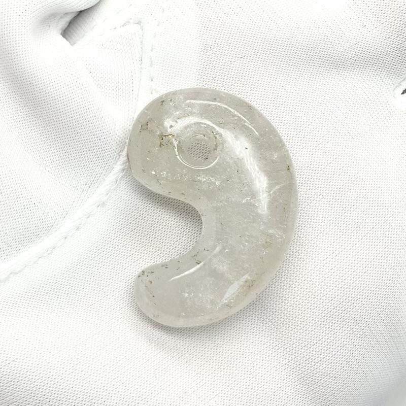 【入手困難/最強品質】虹入り☆天然水晶勾玉＊山梨県黒平産＊ 一点物 水晶 山梨 国産 黒平水晶 黒水晶 希少 希少石