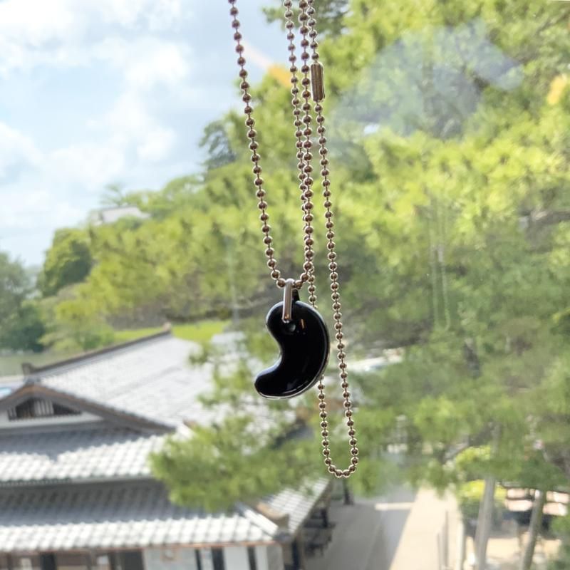 隠岐の島産黒曜石 勾玉ペンダント SV925チェーン 】 隠岐黒曜石