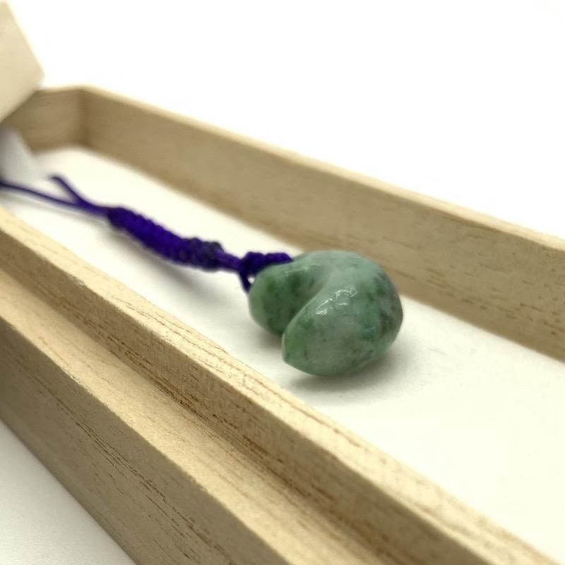 糸魚川翡翠 勾玉 巴型 】 国産 天然石 ひすい ヒスイ Jade