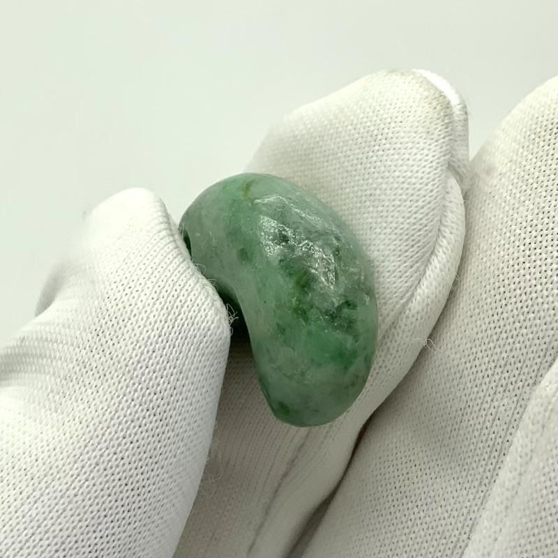 糸魚川翡翠 勾玉 巴型 】 国産 天然石 ひすい ヒスイ Jade