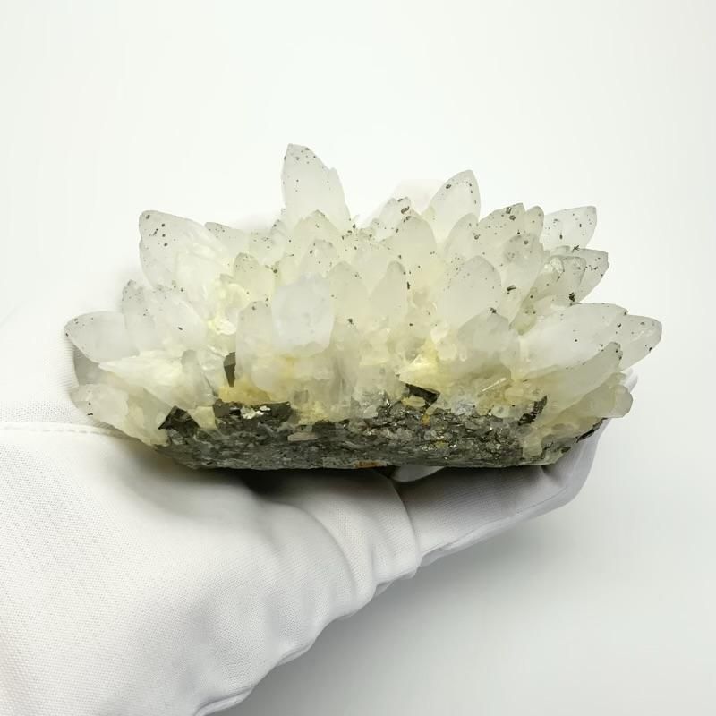国産水晶/パイライト クラスター原石 青森県尾太鉱山産 】 日本 国産水晶/パイライト クラスター原石 青森県尾太鉱山産 】 日本