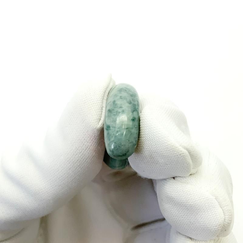 糸魚川翡翠　勾玉　ルース　和装　天然無処理ヒスイ　根付 楽天市場】糸魚川青翡翠ルース RU0100元粋 作18mm*13mm*6mm