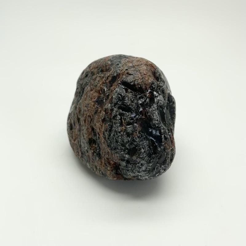 十勝石 原石 国産大麻紐/紙垂付き 】 とかちいし 黒曜石 天然 十勝石 原石 国産大麻紐/紙垂付き 】 とかちいし 黒曜石 天然