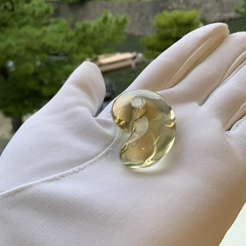②超開運☆☆☆【シトリンたまたま】 天然シトリン 勾玉 】 黄水晶 Citrine 11月 太陽 金運 繁栄