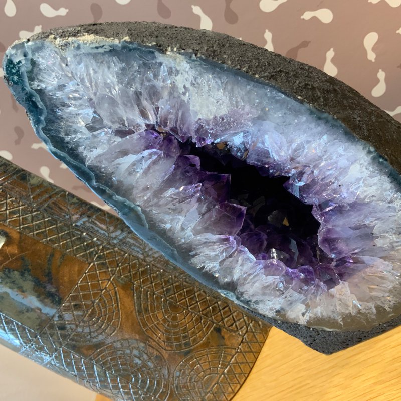 アメシスト ジオード ウルグアイ産 】 晶洞 geode ドーム 紫水晶