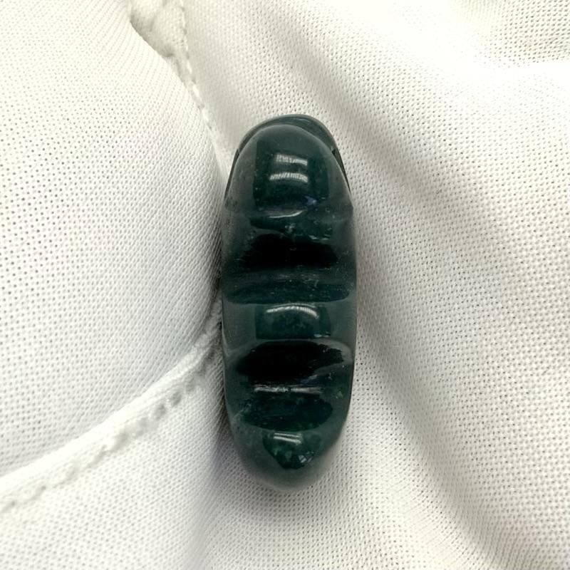 【未開封】エヴァンゲリオン展島根 出雲めのう細工勾玉 出雲石／碧玉 勾玉 中 AA 獣型 】 出雲石 国産 花仙山 青めのう