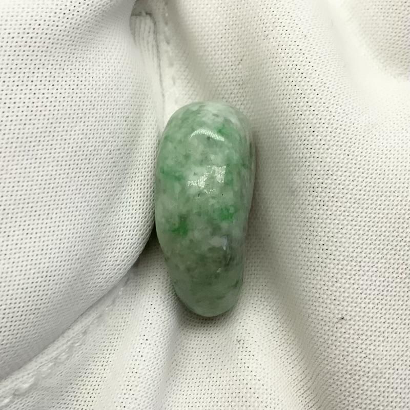 翡翠　馬　猿　緑 超稀少品☆人気商品☆現代勾玉◇緑翡翠◇グリーンジェダイト