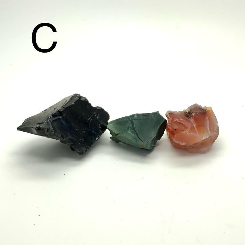 蔵出し品/無加工原石 】 花仙山めのう 出雲石(碧玉) 隠岐の島