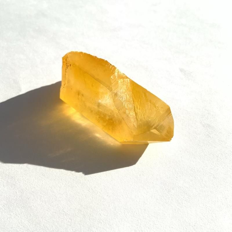 高級 ROBEAN 天然石 ゴールデンヒーラー ゴールデンヒーラー 原石 】 黄金色 癒し 瞑想 天然石 限定 一点