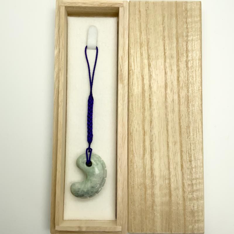 獣形勾玉 糸魚川翡翠 出土品 古墳時代　【値下げ交渉 可⭕】 獣形勾玉 翡翠製（糸魚川） 出土品 古墳時代 糸魚川のヒスイ