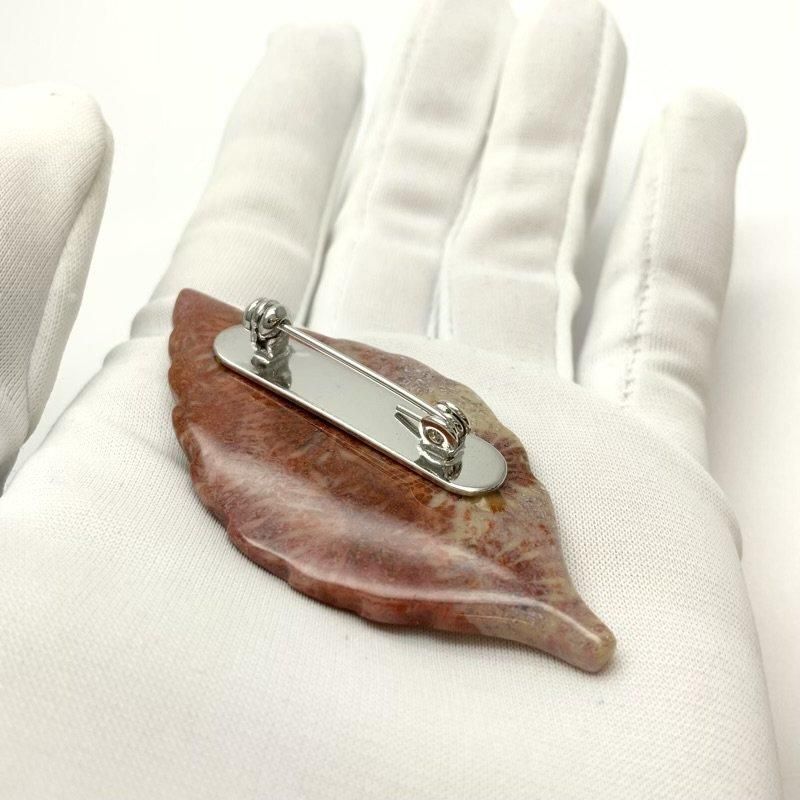 【 さんごめのう ブローチ 】 赤 瑪瑙 メノウ agate アゲート 天然石 蔵出品 レトロ 限定 稀少 パワーストーン シルバー色 -  めのうの店川島【公式通販】創業明治10年/勾玉や出雲石/碧玉/隠岐の黒曜石/糸魚川翡翠