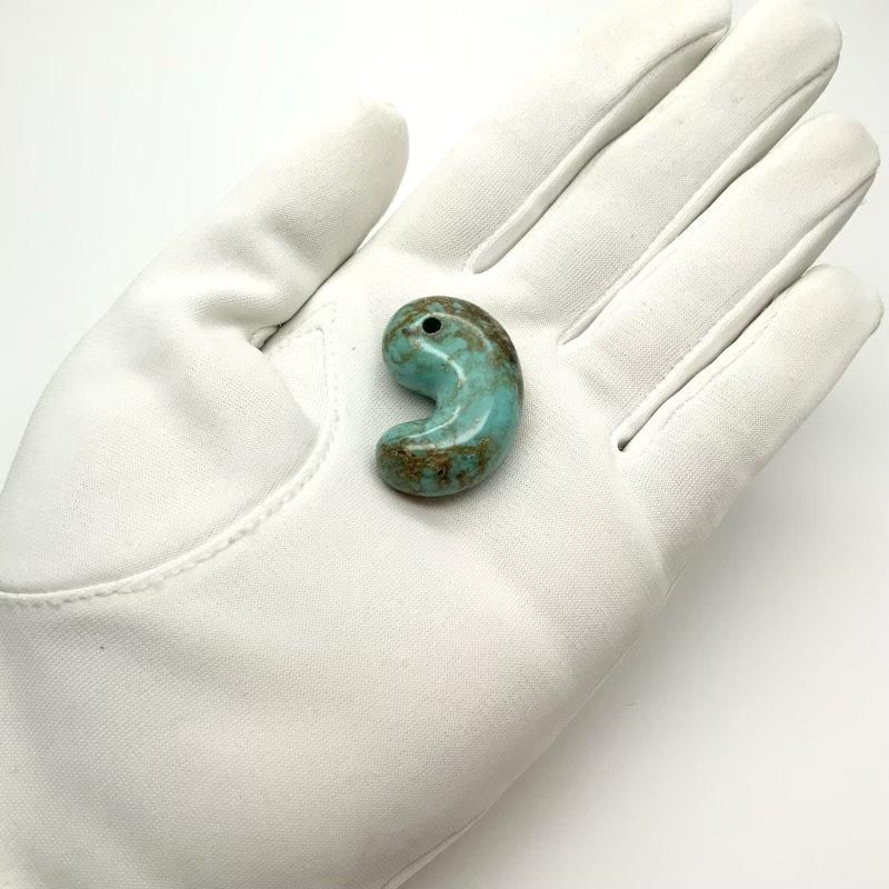 天然石　ターコイズ勾玉 ターコイズ 勾玉 】 トルコ石 まがたま ヒーリング turquoise