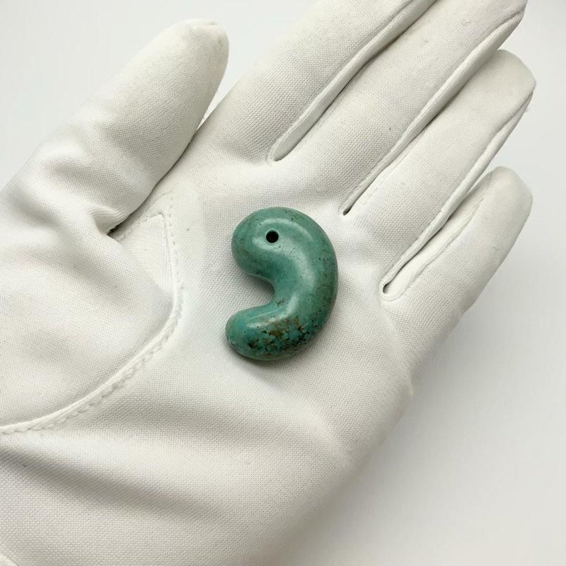 ターコイズ 勾玉 】 トルコ石 まがたま ヒーリング turquoise ターコイズ 勾玉 】 トルコ石 まがたま ヒーリング turquoise