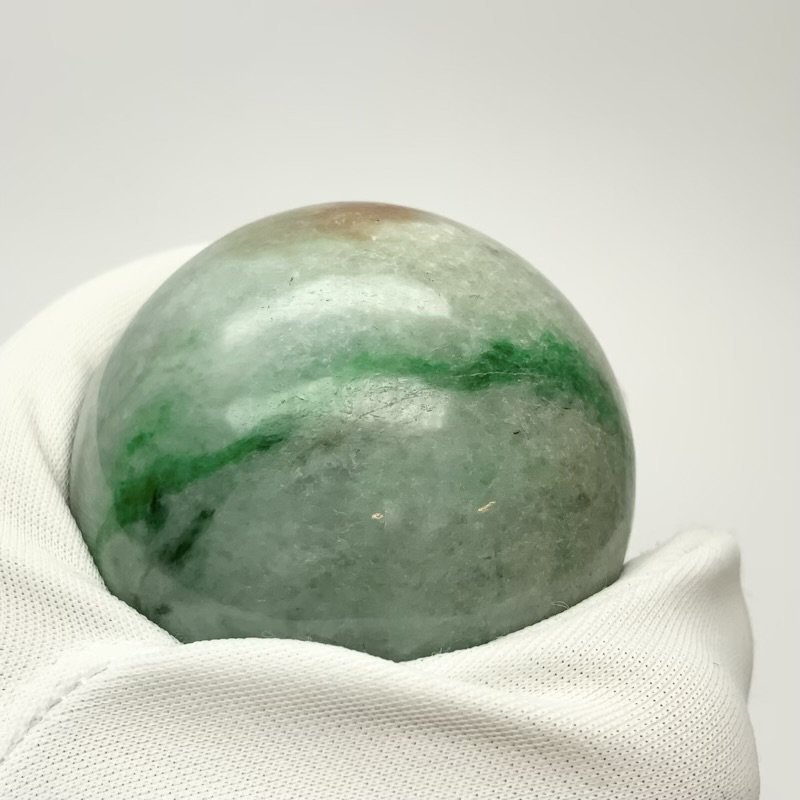 ミャンマー翡翠 丸玉 桐箱入り 】 ミャンマー翡翠 ひすい ヒスイ Jade ピアス 天然石 パワーストーン 自然石 限定 一点物 球 -  めのうの店川島【公式通販】創業明治10年/勾玉や出雲石/碧玉/隠岐の黒曜石/糸魚川翡翠