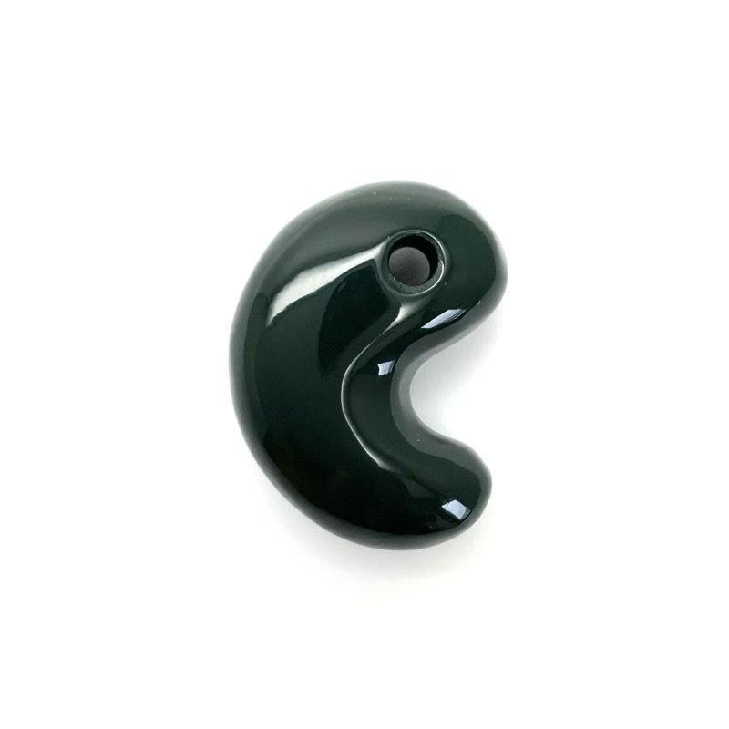 出雲瑪瑙　青石碧玉勾玉　２７mm 出雲瑪瑙 青石碧玉勾玉 27mm