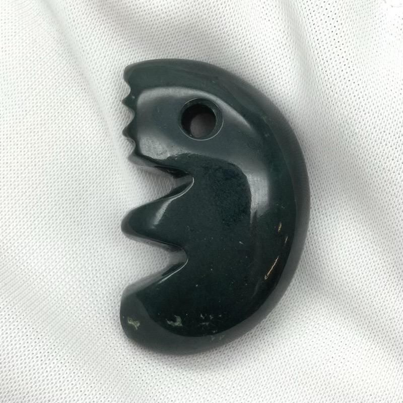 出雲石／碧玉 勾玉 大 AA 獣型 】 出雲石 国産 花仙山 青めのう
