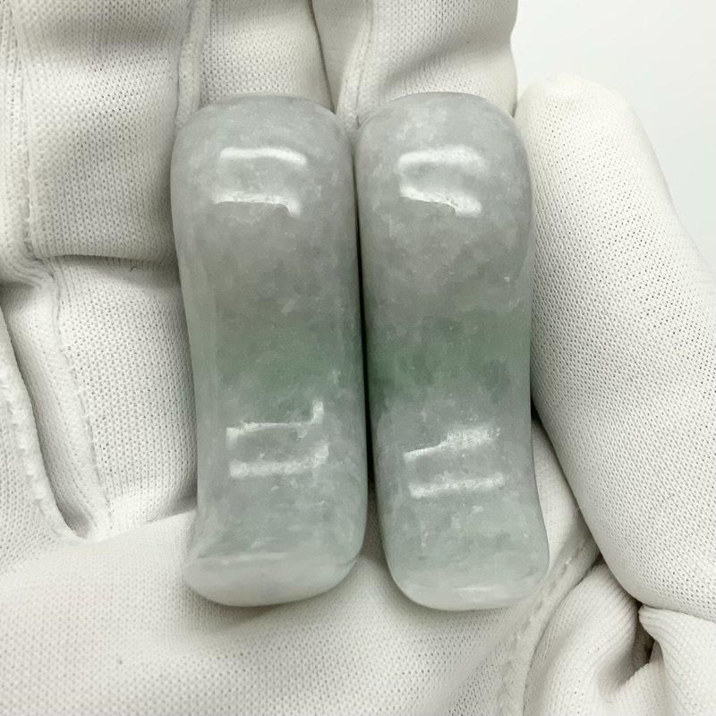 糸魚川翡翠 勾玉 縦約2.8cm 産地証明書 桐箱 付き ヒスイ 翡翠