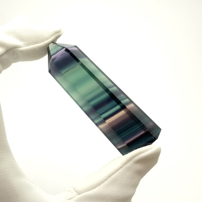 フローライト ポイント 】 蛍石 fluorite 精神安定 受験 お守り 集中力 学問 天然石 万能石 浄化 開運 厄除け 幸運 パワーストーン -  めのうの店川島【公式通販】創業明治10年/勾玉や出雲石/碧玉/隠岐の黒曜石/糸魚川翡翠