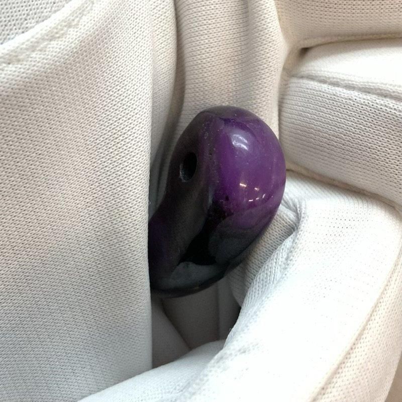 よ*ぴ様 珍品 スギライト勾玉 スギライト 勾玉 】 Sugilite 杉石 天然石 magatama - めのうの