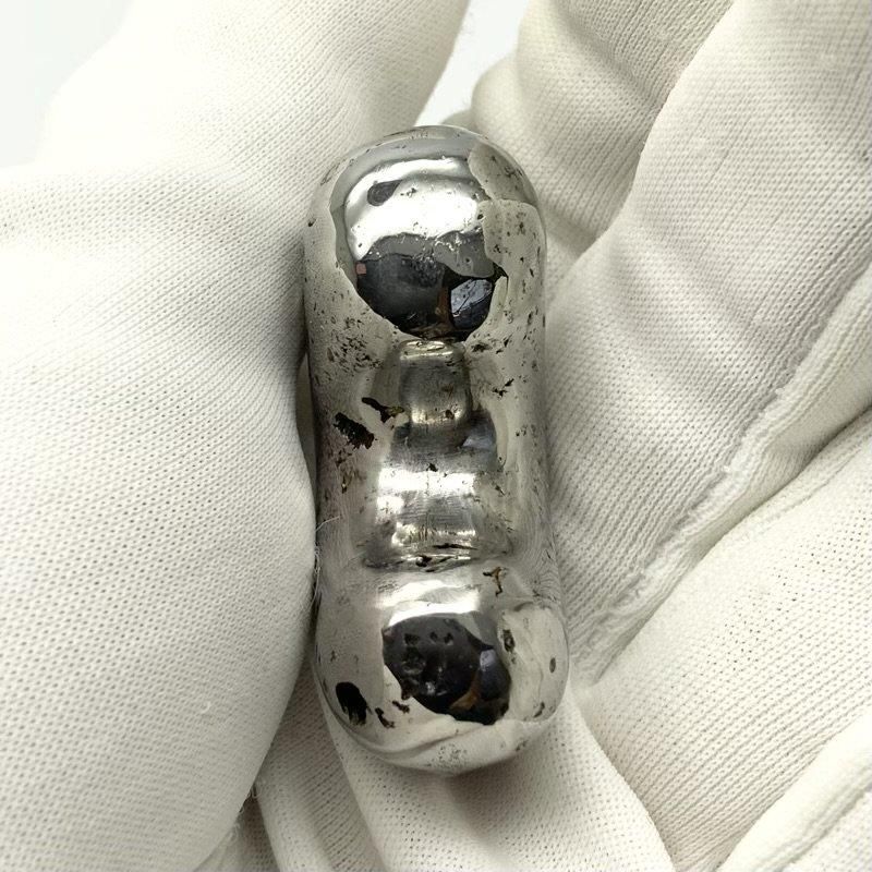 玉鋼 勾玉 獣型 】 たまはがね まがたま たたら製鉄 奥出雲 鉧