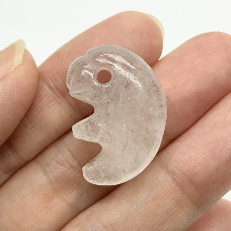 黒平産水晶 勾玉(中) AA 獣型 】 水晶 国産水晶 まがたま 天然石 黒平産水晶 勾玉(中) AA 獣型 】 水晶 国産水晶 まがたま 天然石
